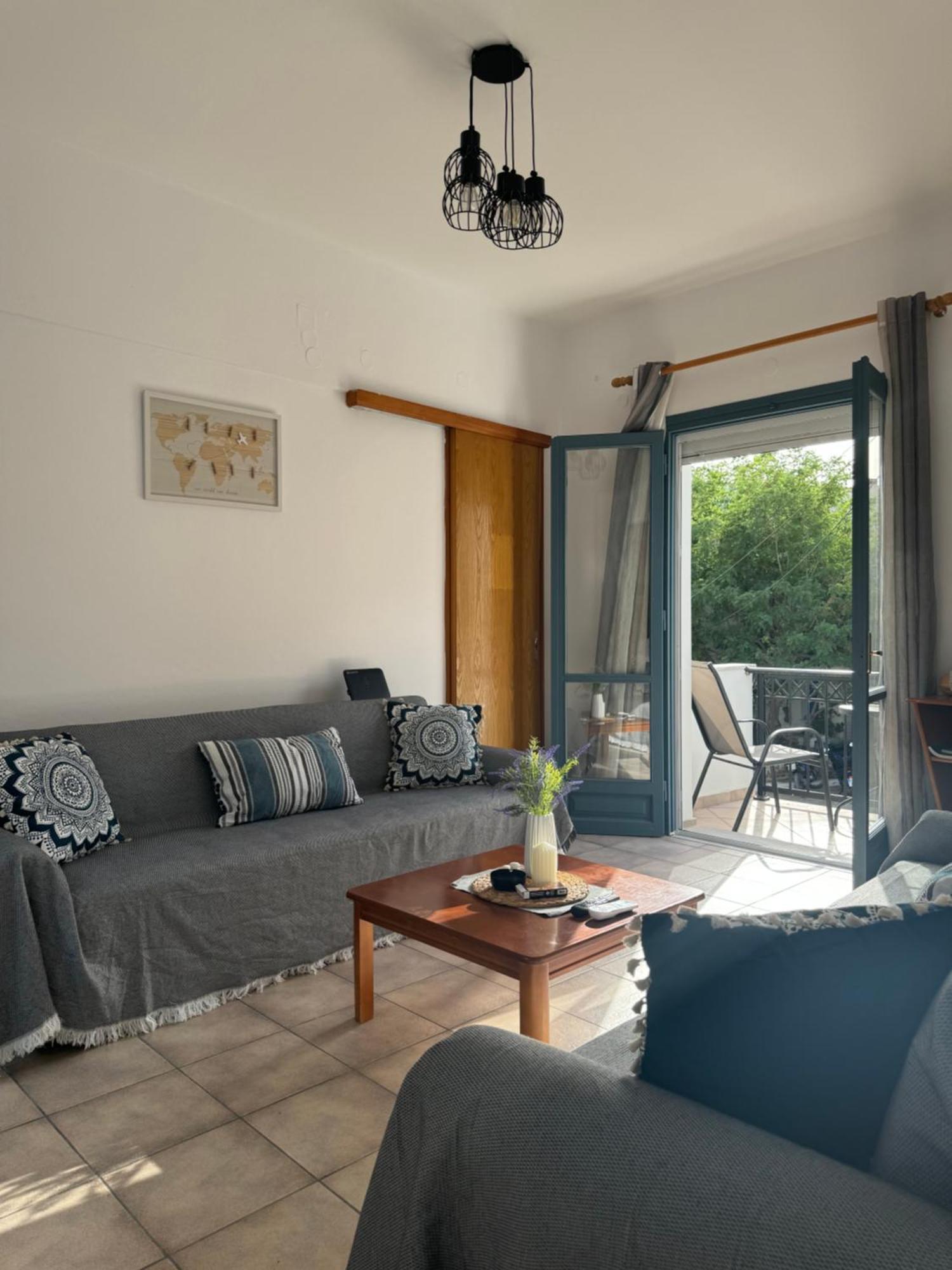 Melinda'S Cozy Apartments Plomari Zewnętrze zdjęcie